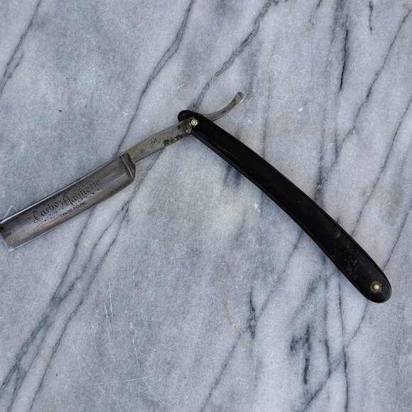 Griffon XX Carbo-Magnetic Straight Razor With Box - Picture 4 of 11